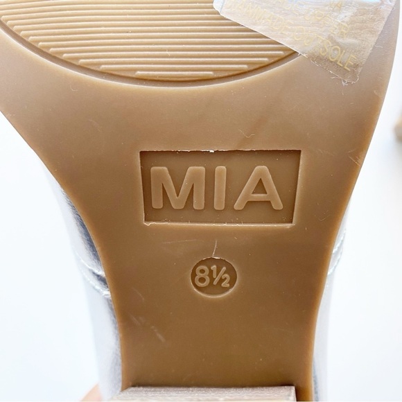 MIA Metallic Silver Rachell Pointed Toe Western Cowboy Boots NEW Festival - Picture 9 of 10